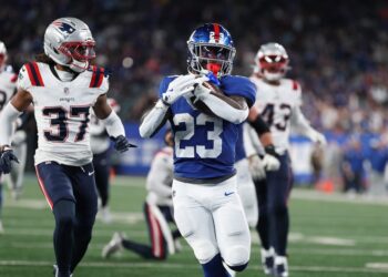 Patriots cierran la pretemporada con dura derrota ante Giants